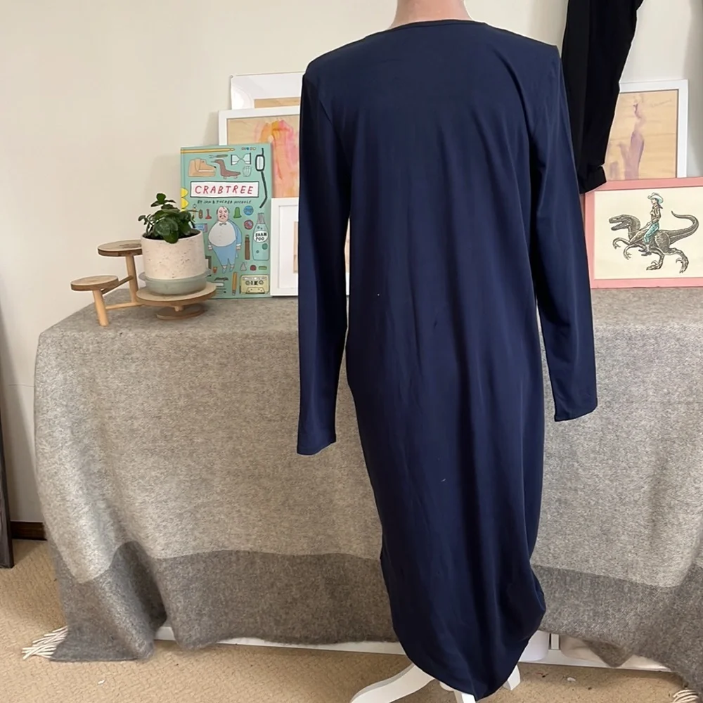 NWT Universal Standard Iconic Long Sleeve V-Neck Geneva Dress, 2XS (Wms 6/8) - Picture 2 of 6